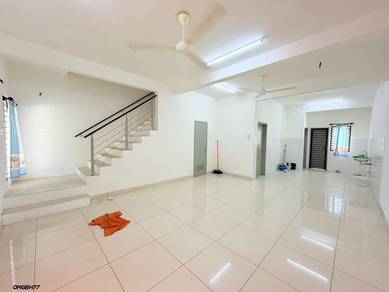 2-storey-Terraced-House-for-sale-Bandar-Botanic-Selangor