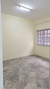 Taman Daya shop apartment for rent