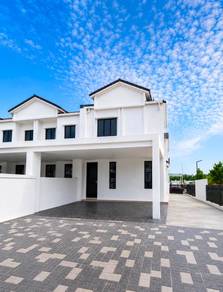 M Residence | 8ft Extra Land | 28x85 4R4B | 2 Storey House Seremban