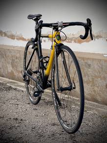 carbon roadbike