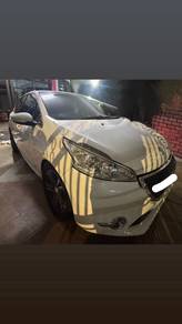 Peugeot 208 1.6 VTI ALLURE (A)