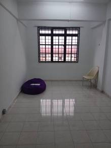 Hata Square Apartment