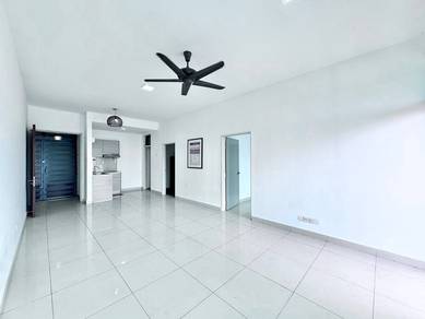 Parc Regency, Plentong, 2 bedrooms, Partial Furnished. gng