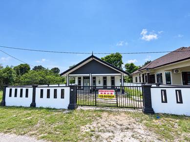 Rumah Banglo setingkat Rantau Abang