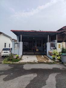 Near Tuas 1st storey house Taman Pulai Indah