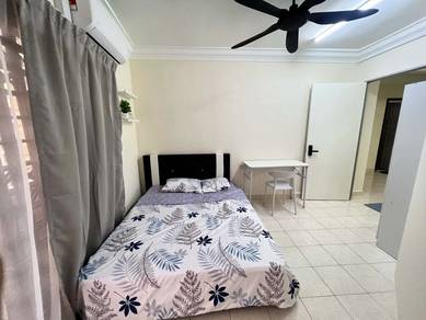 MEDIUM ROOM @ Palm Spring Kota Damansara