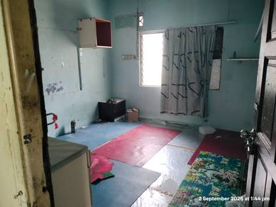 PJ sungai way landed house , rental include utility , 3 bed rooms