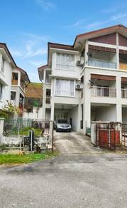Renovated Semi D Townhouse Seri Pristana For Sale