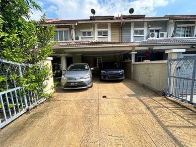 2 storey SUPERLINK @Terrace Sunway Kayangan, Sek 9 Shah Alam.