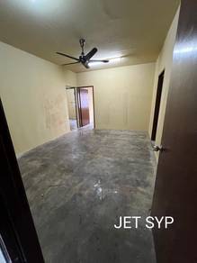 Bukit Tinggi 2 Klang, Flat Tingkat Bawah Sewa 