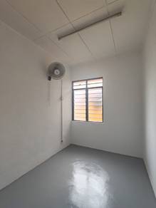 Full Loan| Kangkar Pulai Jentayu Flat| 3R2B|Partially renovated
