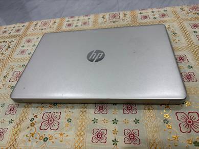 HP laptop 15s