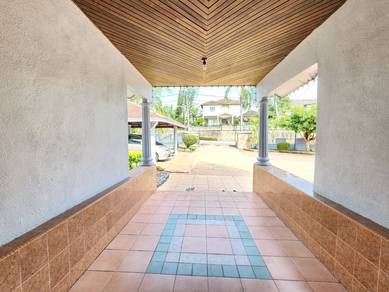2 N Half Bungalow Country Height Kajang