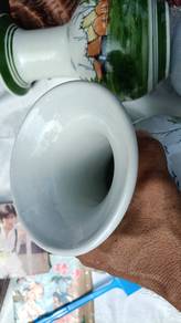 vase porcelain veitnam art penang island meet