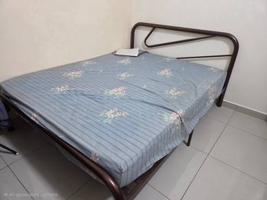 Queen steel bed frame & queen mattress