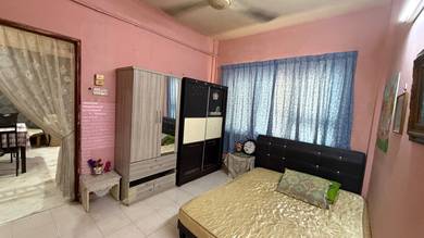 Apartment Cherry Ground Floor Parking Slot Ready Belakang Rumah