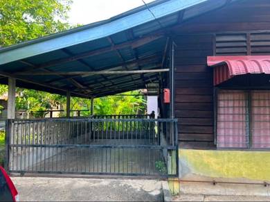 1-storey-Terraced-House-for-rent-Batu-Kurau-Perak