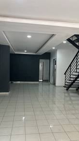 Scientex kulai, kelapa sawit, 2 storey end lot, fully reno, full loan