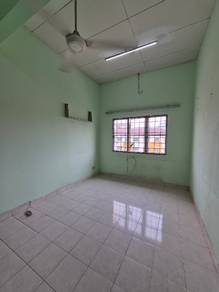 Room for Malay Male Tainia apmt Kota Damansara 