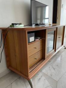 TV Cabinet 6 feet with Sony 32” TV