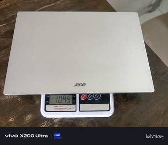 acer swift lite (warranty until 25/8/28) i7