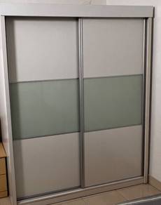 Almari baju 2 pintu