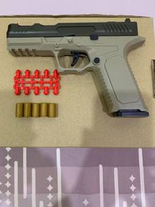 plastic fun toy gun