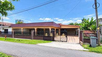 BANGLO 1 TINGKAT UNTUK DIJUAL @ Kg MELAYU, KLUANG