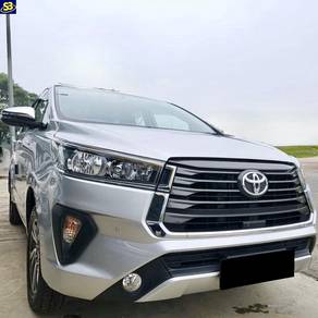 Toyota INNOVA 2.0 G (A) FACELIFT MILEAGE 24600 KM