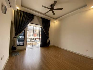 2 Storey Terrace House Elmina Green 3, Elmina