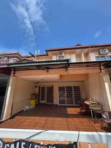 Double Storey Seksyen 8