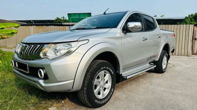 2015 Mitsubishi TRITON 2.5Auto VGT ADVENTURE,4x4