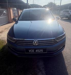 2018 Volkswagen PASSAT 1.8 TSI COMFORTLINE (CKD)