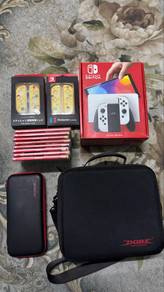 "Nintendo Switch OLED"