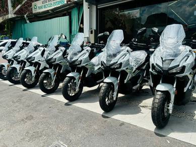 HONDA ADV160 NEW loan senang lulus ready stock