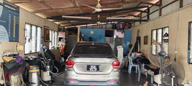 Shop Building with Land at Kuang Sg Buloh