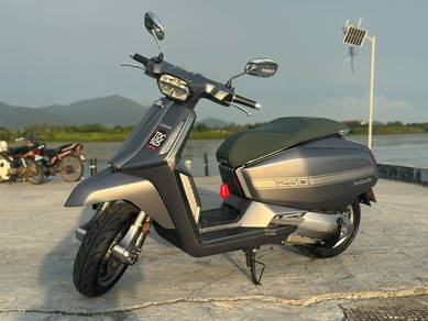 LAMBRETTA X250 – PREMIUM Italian SCOOTER