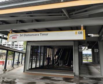 Master n Medium Room Walk 3min to MRT n KTM at Kepong Sentral Condomin