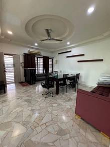 Johor Jaya Single Storey Corner Lot For Rent 单层排屋出租