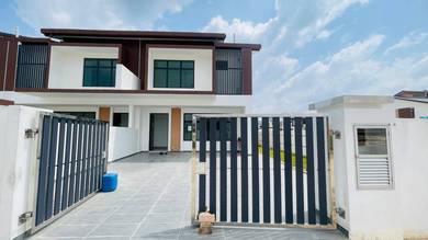Mutiara Rini 2 Storey Terrace House Freehold 20x70 / 22x70 Ready Move