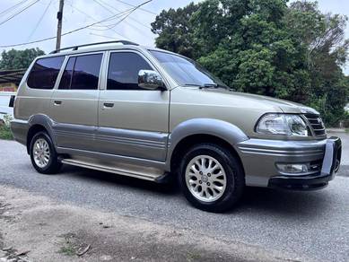 Toyota UNSER 1.8 LGX (M)