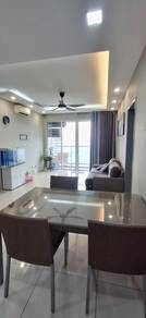 Mh platinum 3 room facing klcc near klts but low density