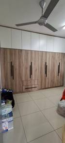 Mh platinum 3 room facing klcc near klts but low density