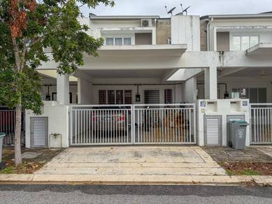 Double Storey Terrace Precint 1 Tiara Sendayan, Seremban