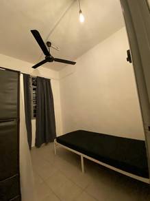 Bilik Lelaki SINGLE (non sharing) Subang Airport Inc Utilities & WIFI
