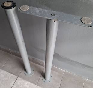 table stand GREY Used