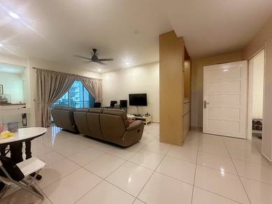 Best Buy !! Fiera Vista, High Floor, 1450sf, 2 Carparks, Pool View