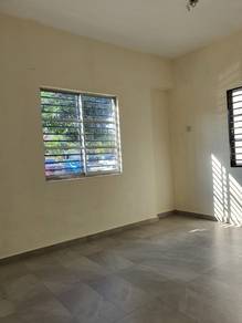 Ground Floor Pangsapuri Orkid At Jln Pluto U5, Subang Bestari For Rent