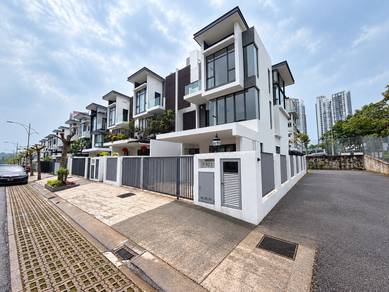 End Lot 3 Storey Superlink Mutiara Villa Kajang FREEHOLD For Sale