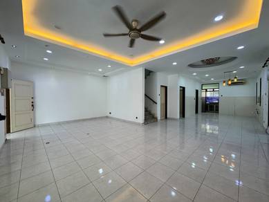 Freehold Corner 2 Sty Superlink @ Bukit Sungai Long ,Big Land Size